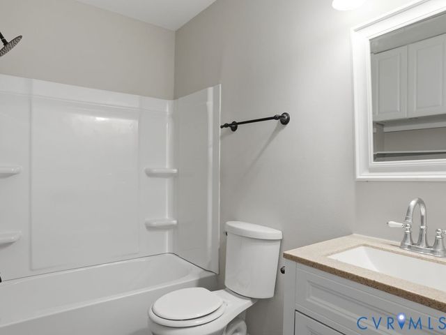 2109 Providence Pl, North Chesterfield, VA 23236