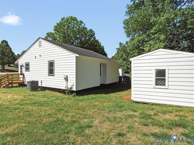 2109 Providence Pl, North Chesterfield, VA 23236