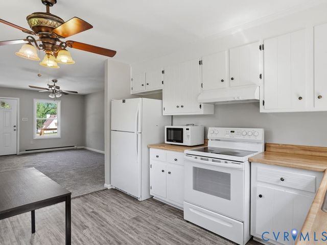2109 Providence Pl, North Chesterfield, VA 23236