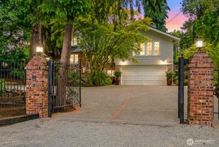 15440 22nd Ave SW, Burien, WA 98166