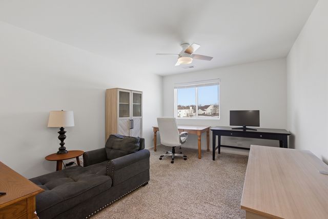 2006 Serenity Lane, Woodstock, IL 60098