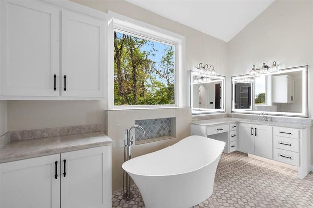 11938 N Keeler Street, Olathe, KS 66061