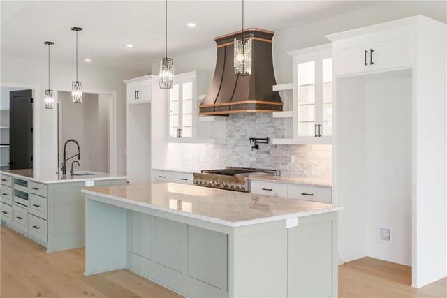 11938 N Keeler Street, Olathe, KS 66061