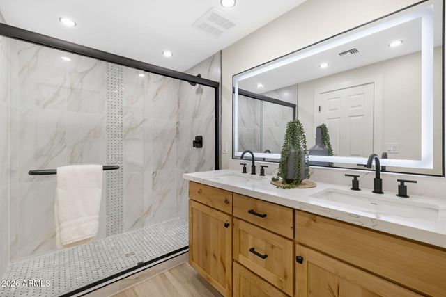 3718 E Evans Drive, Phoenix, AZ 85032