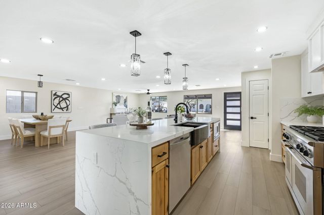 3718 E Evans Drive, Phoenix, AZ 85032