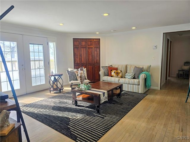 1528 State Route 49, Vienna, NY 13042