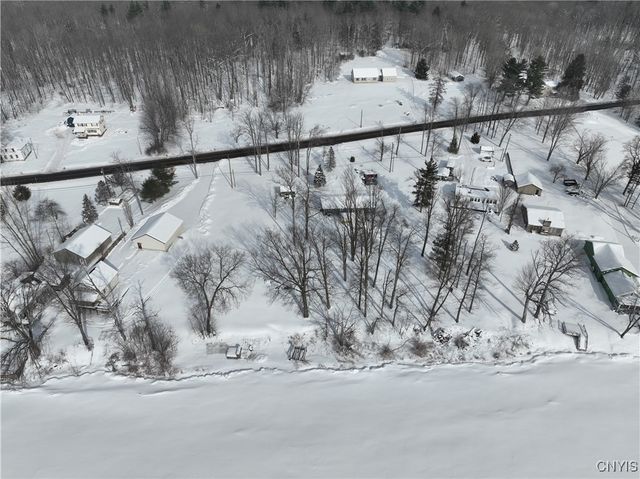 1528 State Route 49, Vienna, NY 13042