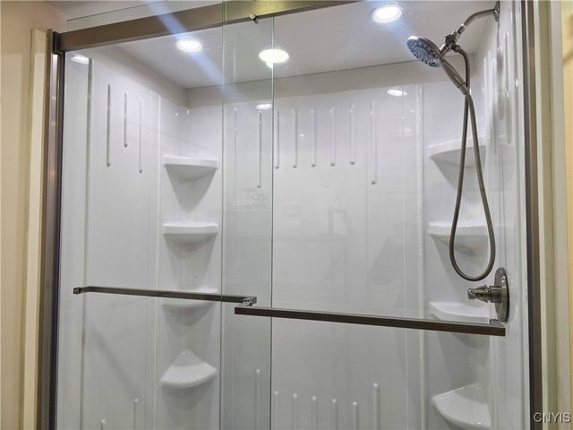 1528 State Route 49, Vienna, NY 13042