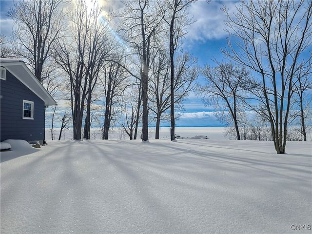 1528 State Route 49, Vienna, NY 13042