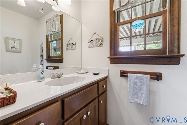 15414 Sunnybrook Rd, South Prince George, VA 23805