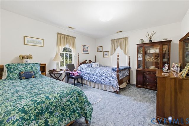 15414 Sunnybrook Rd, South Prince George, VA 23805