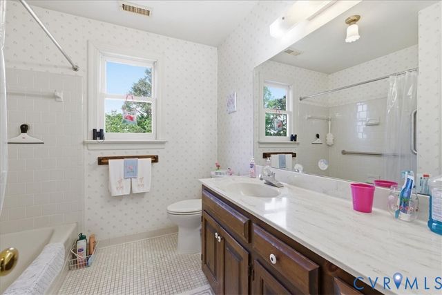 15414 Sunnybrook Rd, South Prince George, VA 23805