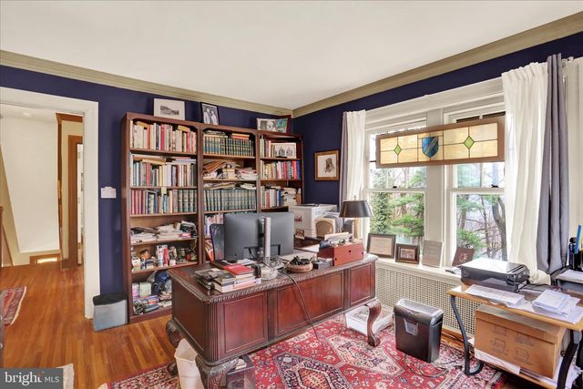 1810 HOLLY RD, Reading, PA 19602