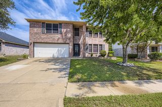 7107 Chambers Creek Lane, Arlington, TX 76002