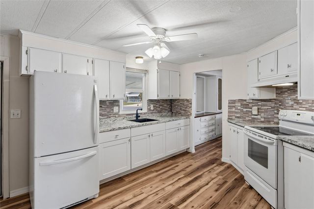 38552 MONET DRIVE, Zephyrhills, FL 33540