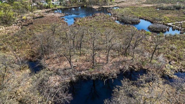 556 County Road C W, Roseville, MN 55113