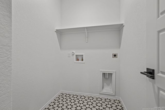 7424 Cremorne, Converse, TX 78109