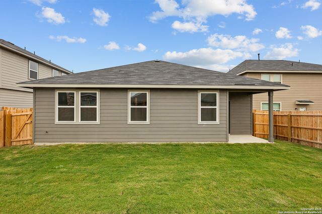 7424 Cremorne, Converse, TX 78109