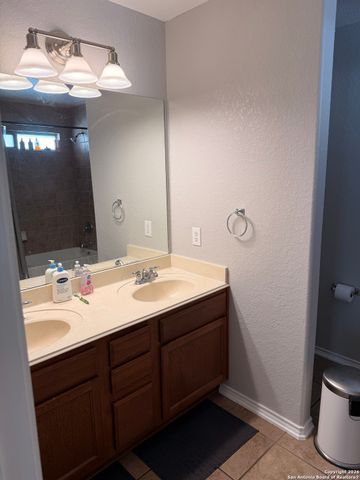 6011 E Jolie Ct, San Antonio, TX 78240