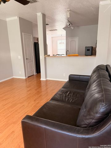 6011 E Jolie Ct, San Antonio, TX 78240