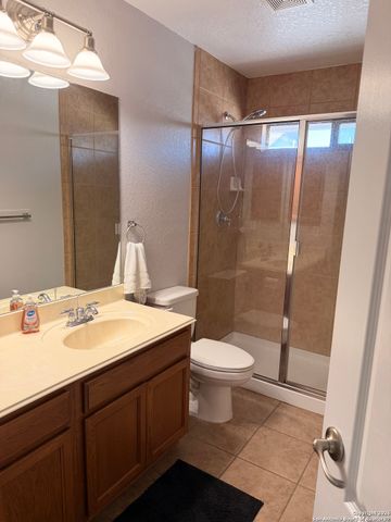 6011 E Jolie Ct, San Antonio, TX 78240