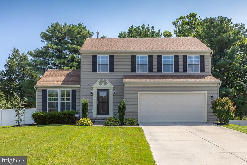 714 CHADSFORD RD, Williamstown, NJ 08094