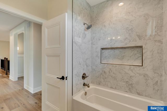 4138 Sundrop Avenue, Lincoln, NE 68516