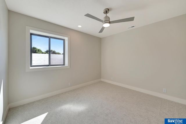 4138 Sundrop Avenue, Lincoln, NE 68516