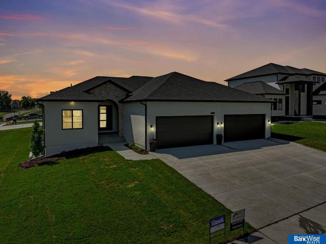 4138 Sundrop Avenue, Lincoln, NE 68516