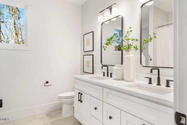 8750 Old NC 86 Hwy, Chapel Hill, NC 27516