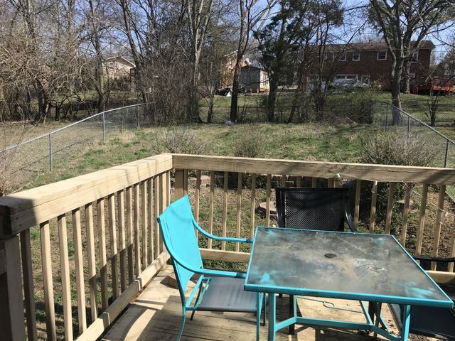 366 Clearwater Dr, Nashville, TN 37217