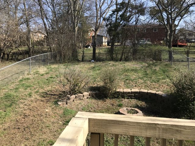 366 Clearwater Dr, Nashville, TN 37217
