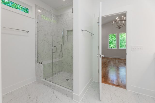 801 Fairwin Av, Nashville, TN 37216