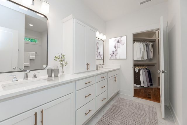 801 Fairwin Av, Nashville, TN 37216