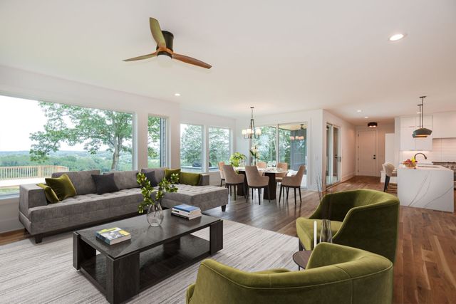 801 Fairwin Av, Nashville, TN 37216