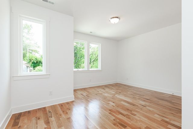 801 Fairwin Av, Nashville, TN 37216