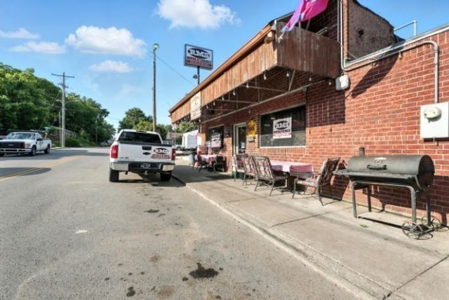 801 Fairwin Av, Nashville, TN 37216