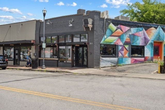 801 Fairwin Av, Nashville, TN 37216