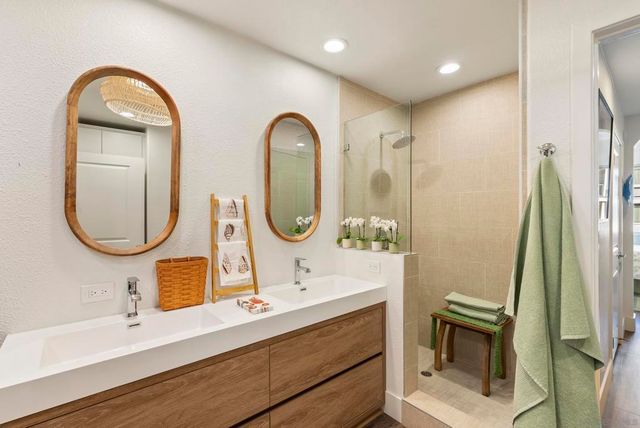 3275 5th Ave 404, San Diego, CA 92103