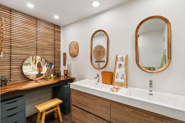 3275 5th Ave 404, San Diego, CA 92103