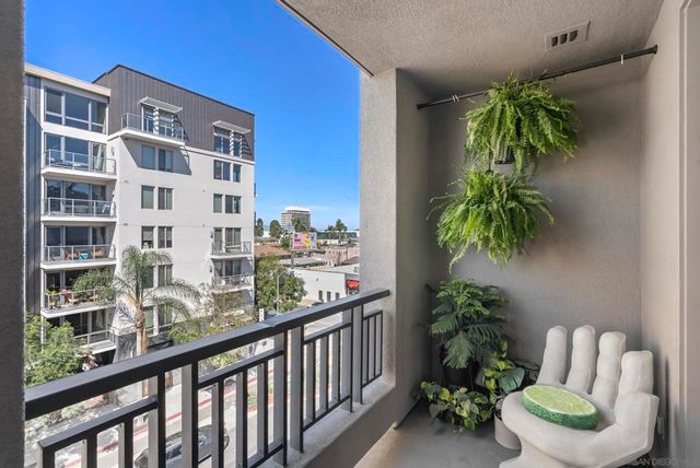 3275 5th Ave 404, San Diego, CA 92103