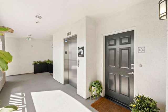 3275 5th Ave 404, San Diego, CA 92103