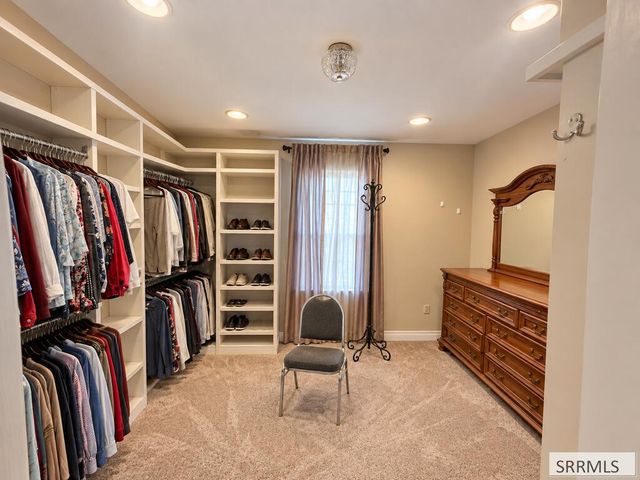934 Elizabeth, Rexburg, ID 83440