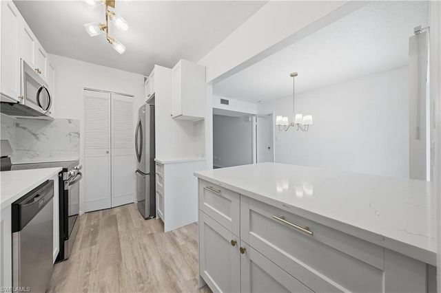 788 Park Shore DR A11, Naples, FL 34103