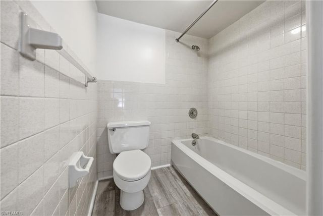 788 Park Shore DR A11, Naples, FL 34103