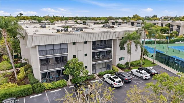 788 Park Shore DR A11, Naples, FL 34103