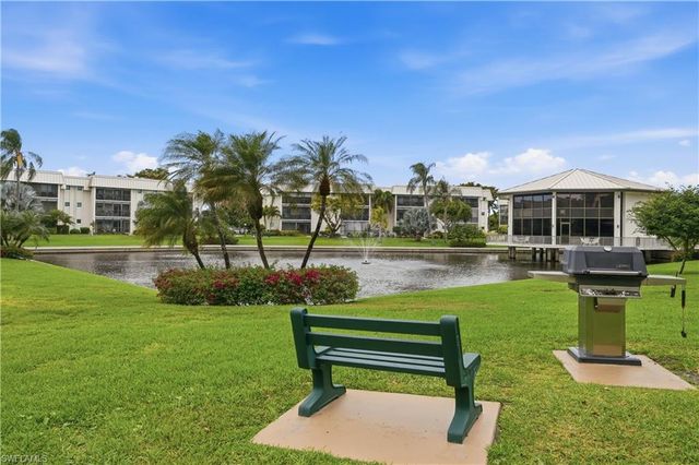 788 Park Shore DR A11, Naples, FL 34103