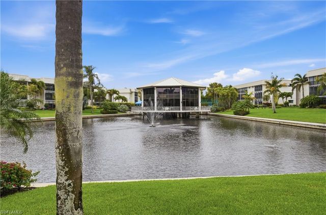 788 Park Shore DR A11, Naples, FL 34103