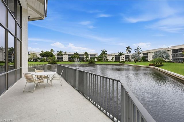 788 Park Shore DR A11, Naples, FL 34103