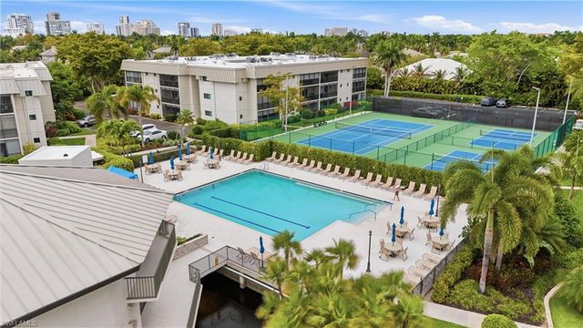 788 Park Shore DR A11, Naples, FL 34103